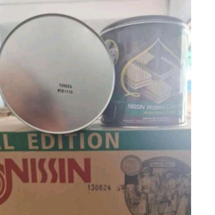 

wafer Nissin kaleng