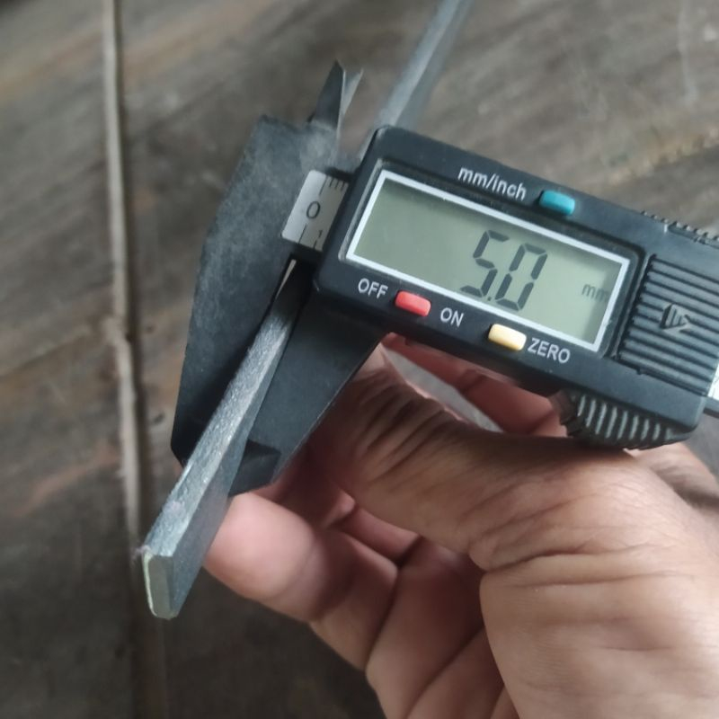 Besi plat, Plat Besi