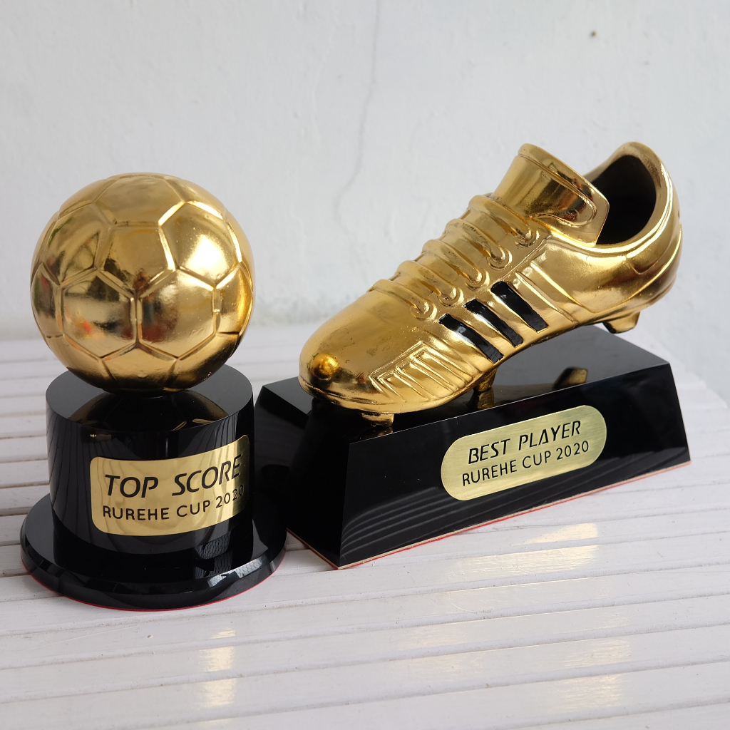 PIALA BOLA// PIALA TOPSCORE// PIALA BERGILIR// PIALA BEST PLAYER
