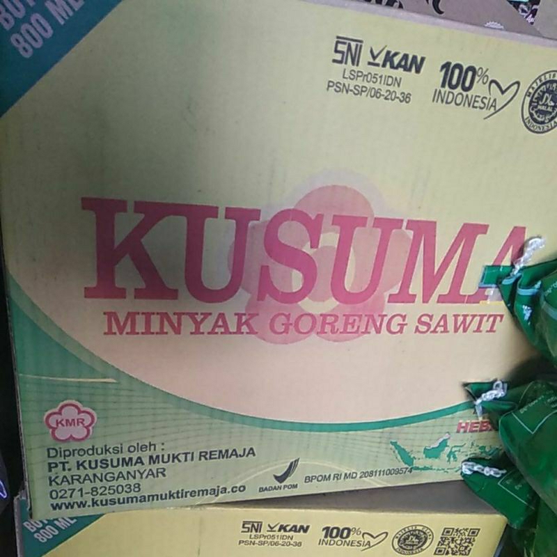 

Minyak goreng Kusuma botol