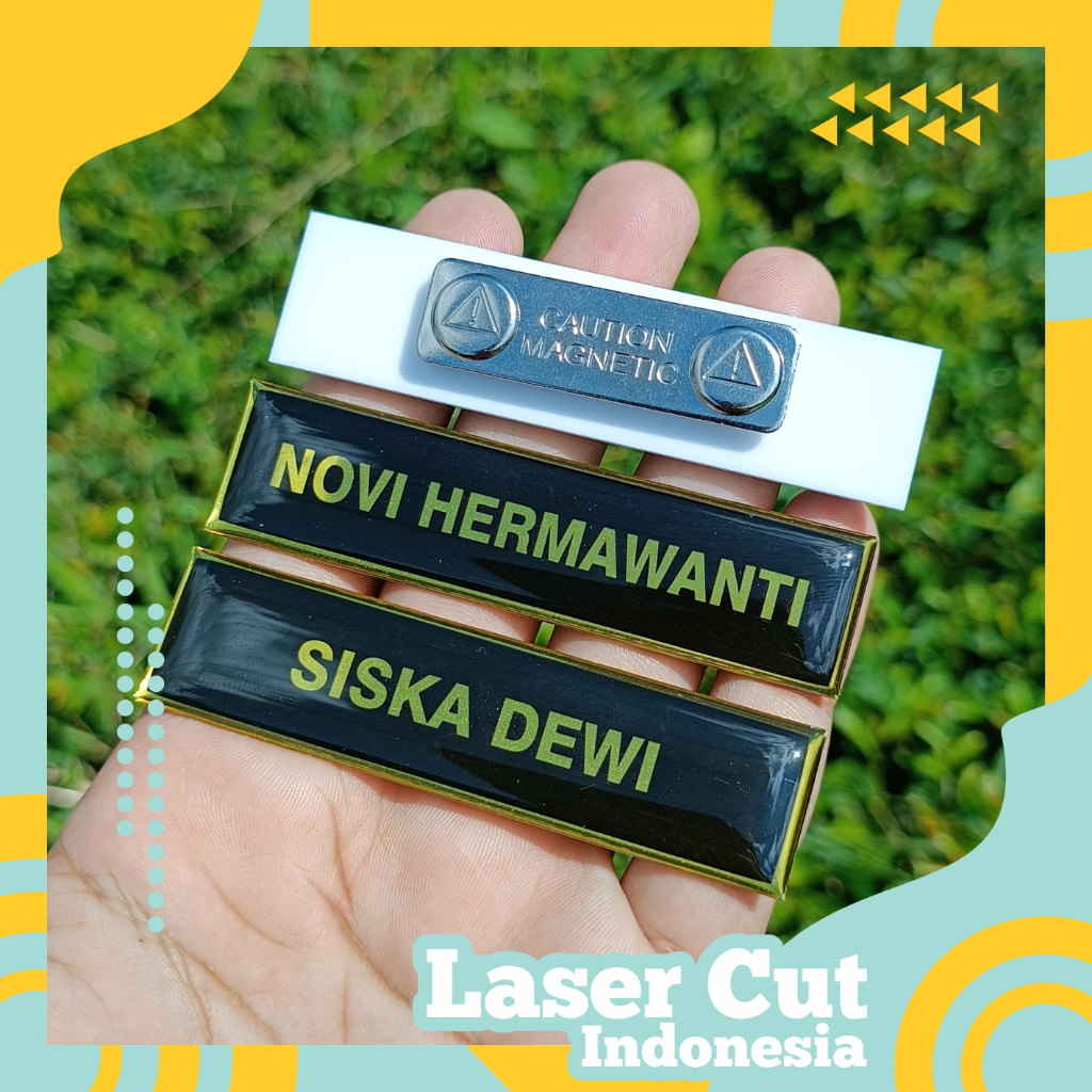 

Nama Dada Name Tag Papan Nama Gold Nama Dada Sekolah Mahasiswa Perusahaan Kantor PNS Karyawan Matahari Gold Emas!!