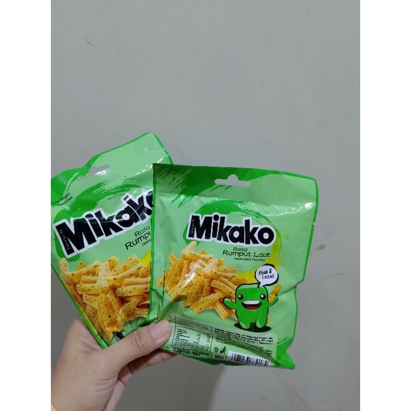 

SNACK MIKAKO SATU PAK ISI 10