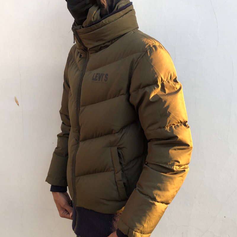 Jaket Bulu Angsa Levis Bulang
