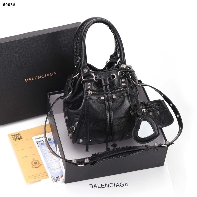 Balenciaga Le Cagole 20cm Bucket Bag Silver hardware