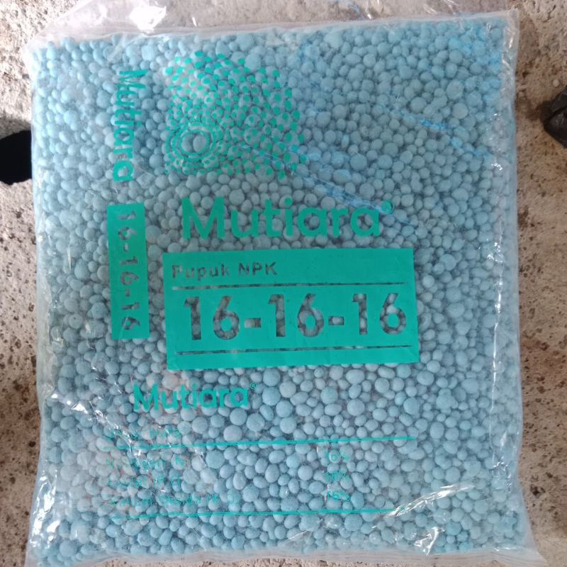 pupuk NPK 16 16 16 Mutiara