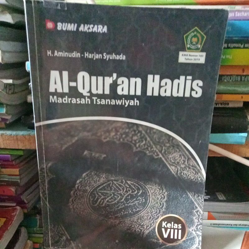 buku Alquran hadis untuk SMP kelas 8 bumi aksara