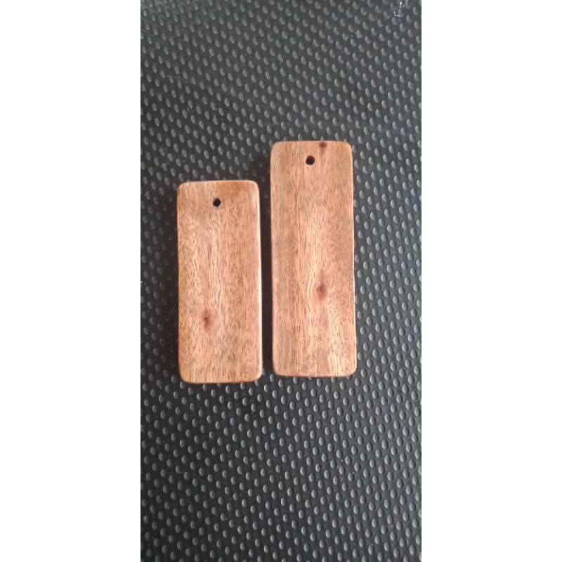 Bandul kalung / liontin kayu santegi / setigi darat