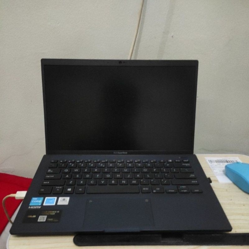 Laptop Lenovo Pentium III 4/256 HDD Lenovo ThinkPad 2010