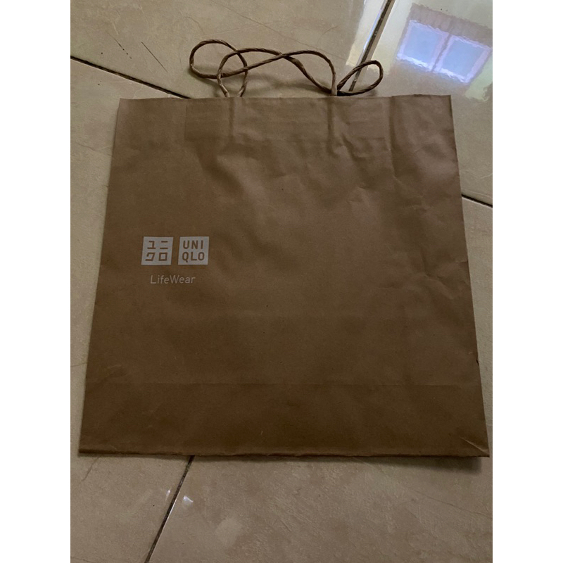 paper bag uniqlo