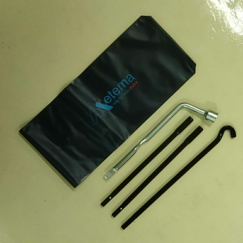 Kunci Roda 21,Kunci dongkrak & toolbag Fortuner / Hilux