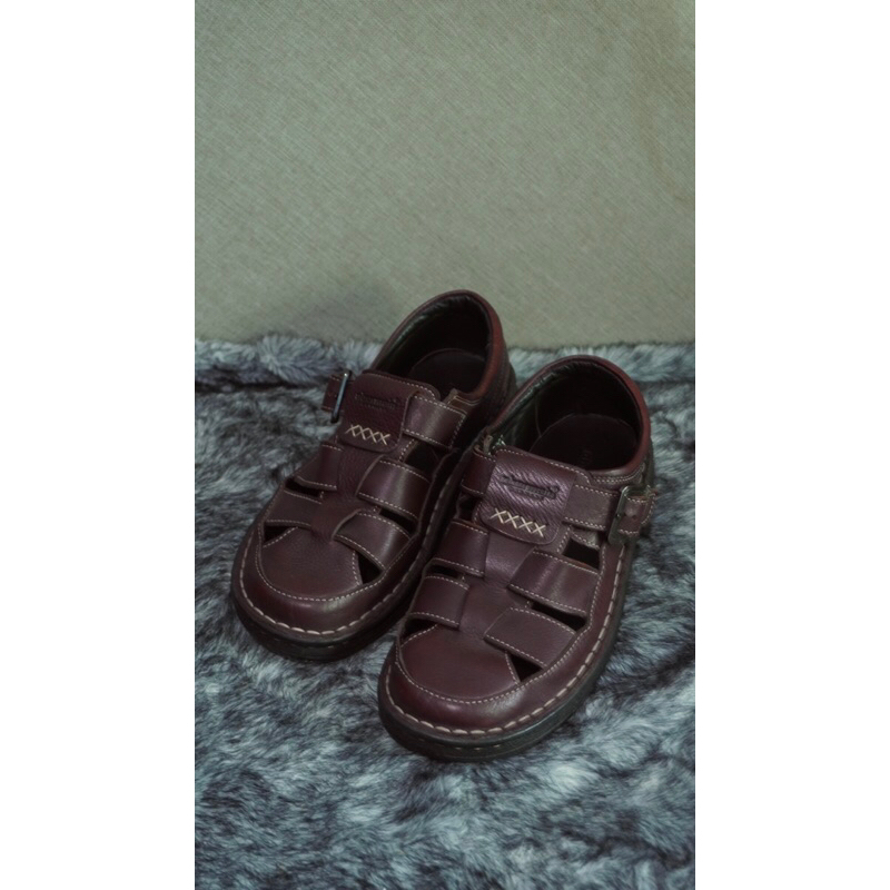 Preloved Sepatu Sendal Obermain Original Authentic