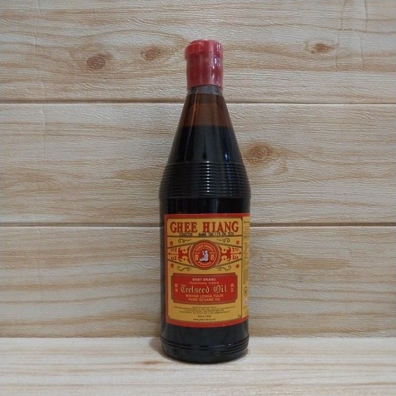 

Ghee Hiang Minyak Wijen / Minyak Lenga Tulin Pure Sesame Oil Baby Brand 680ml