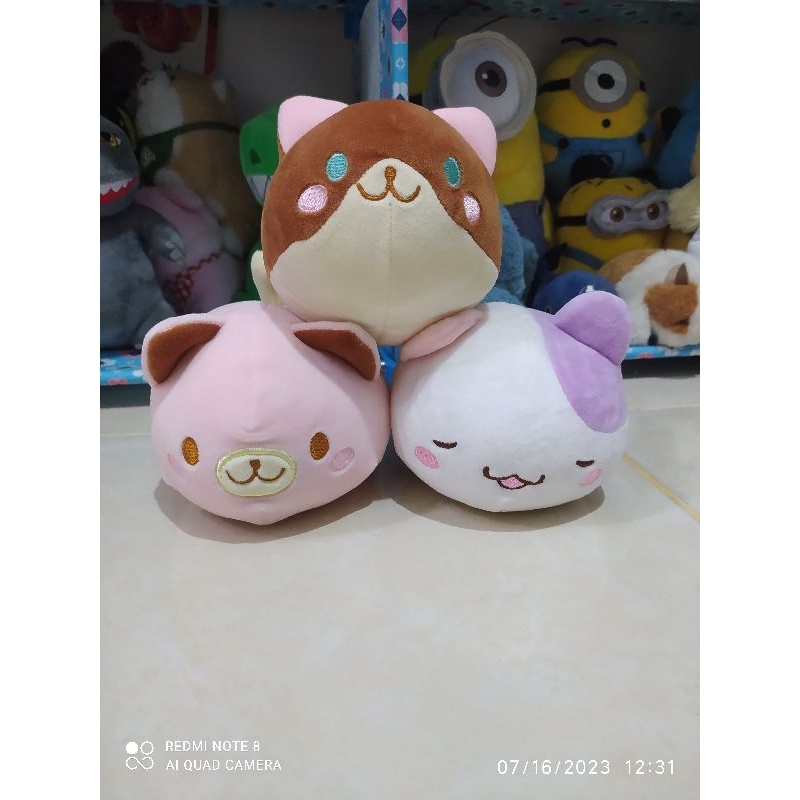 boneka kucing bulat miniso