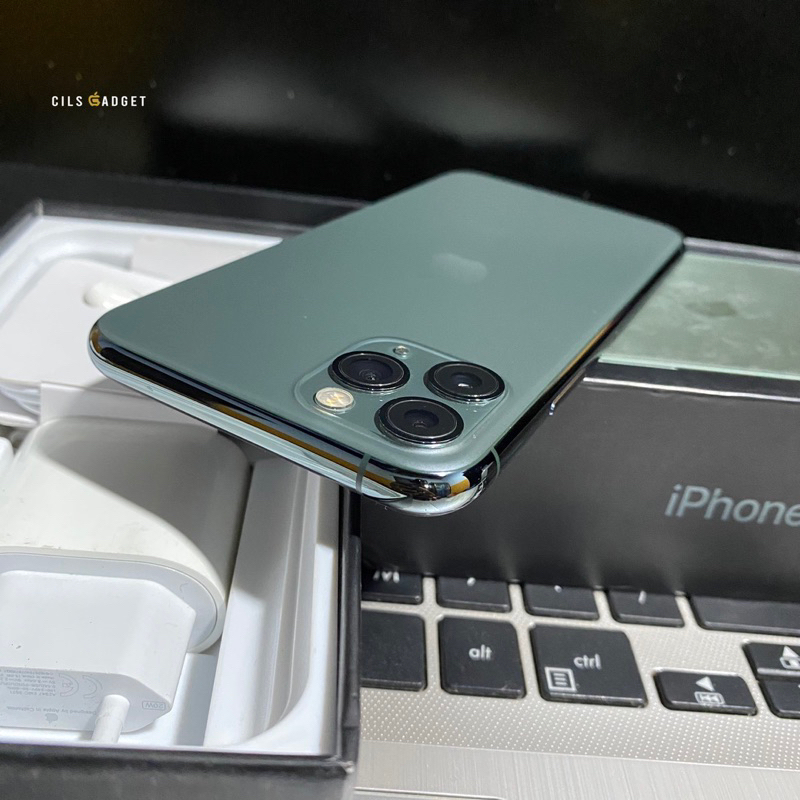 iP 11 Pro 64gb midnight green
