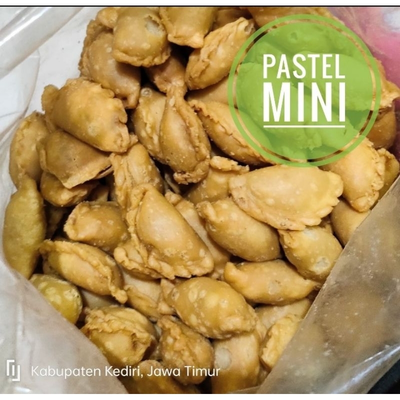 

PASTEL MINI ISI ABON 250GRAM