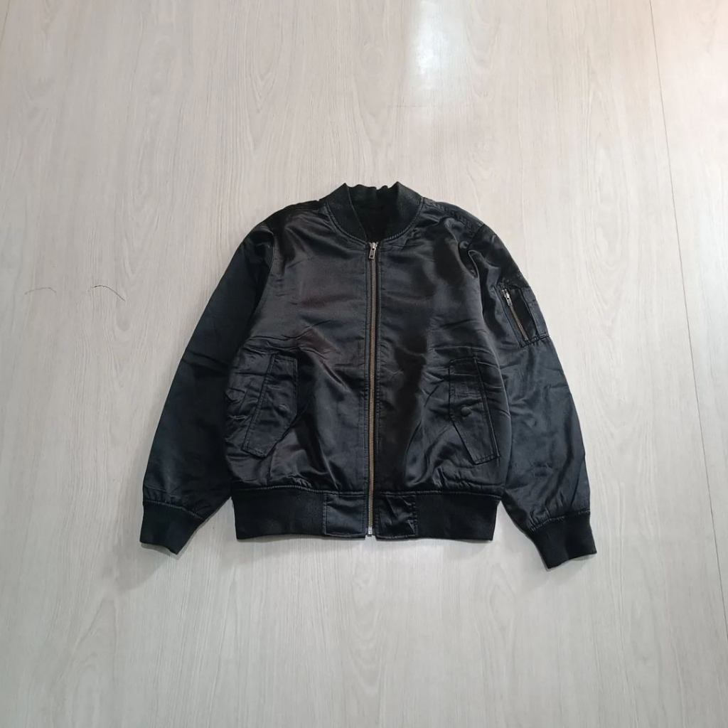 GU BOMBER SHERPA JACKET