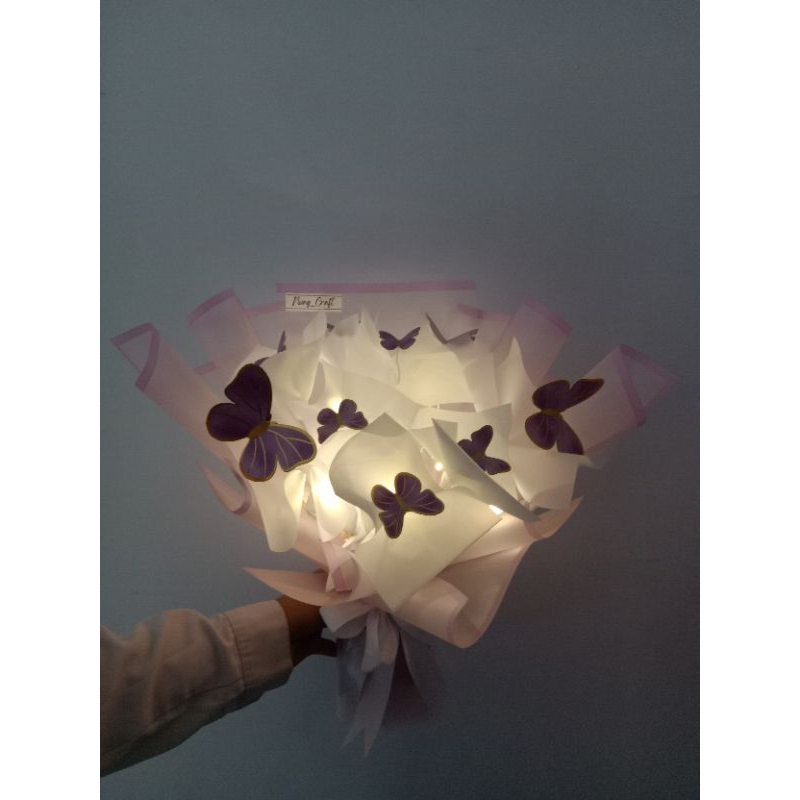 

Bucket Butterfly LED