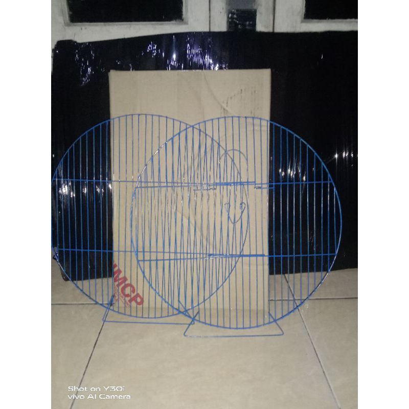 1 set pintu diameter 40 cm..buat bikin umbaran dari kawat saringan pasir