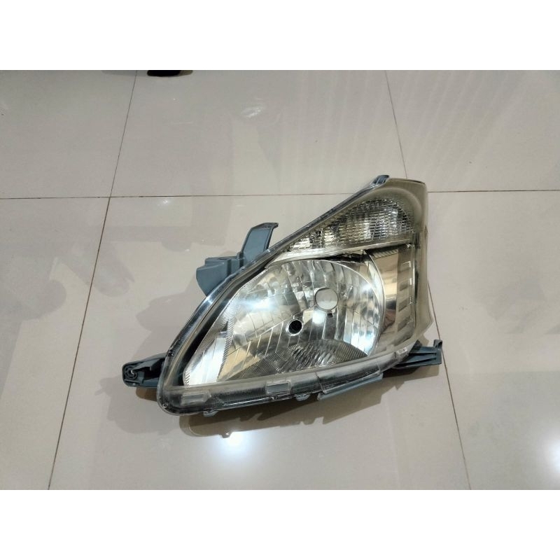 Headlamp Reflektor mika lampu depan kiri Avanza Xenia 2012 original