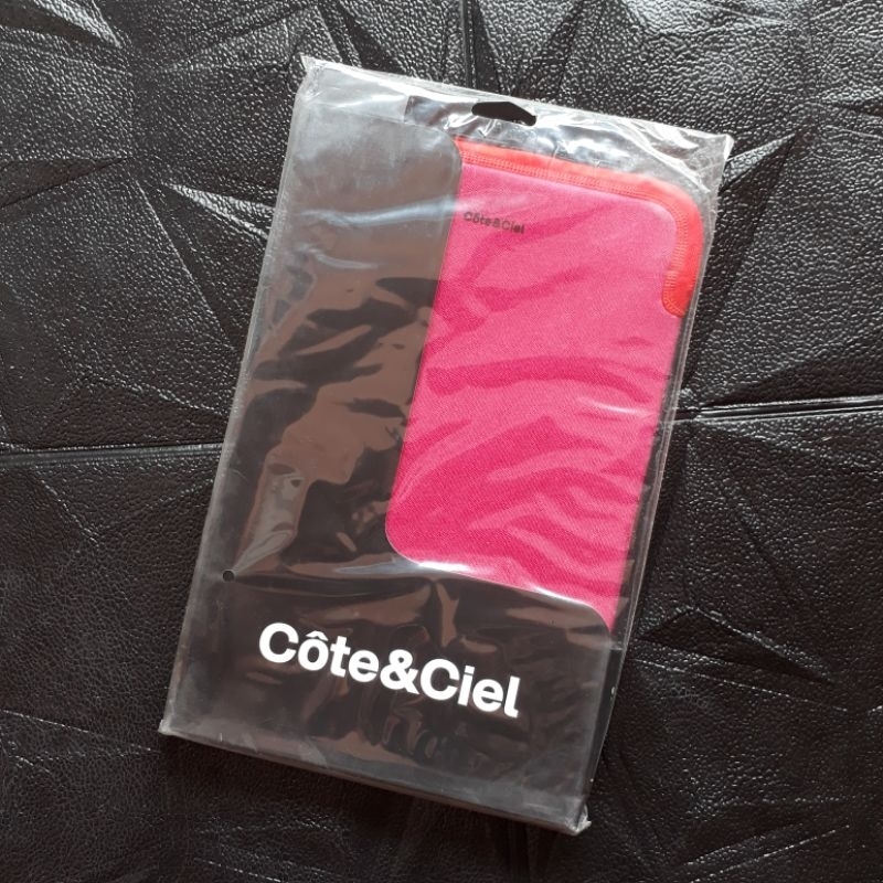Soft Zipper Sleeve MacBook Air 11 inch Cote&Ciel 28140 Summer Solstice