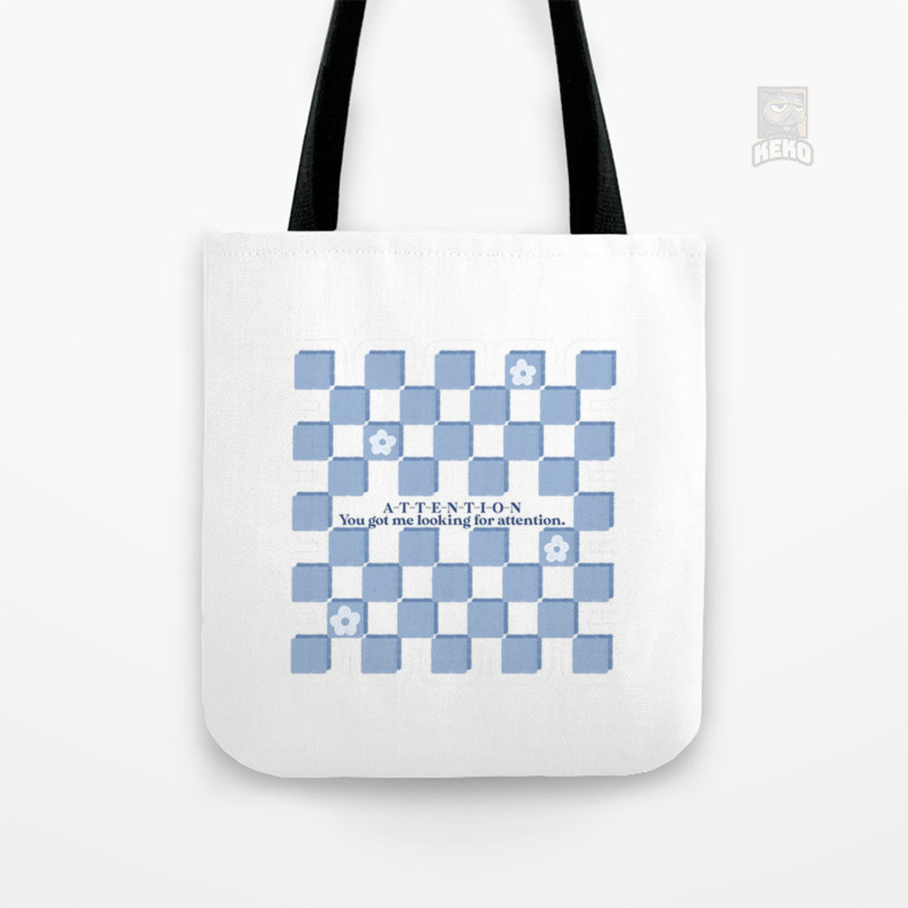 Tote Bag Kanvas New Jeans - Attention
