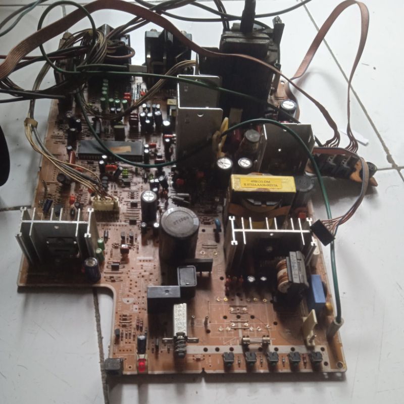 mesin tv Samsung slim 29 inchi cabutan minus bergaris warna di atas