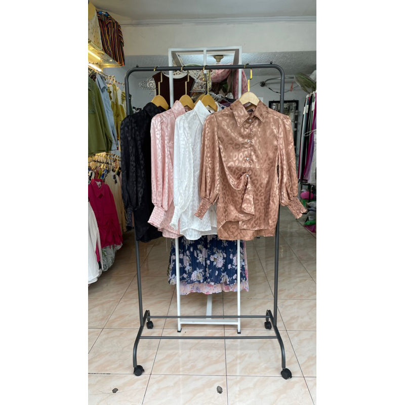 KEMEJA SILK/KEMEJA SILK MACAN/KEMEJA SILK PREMIUM/KEMEJA SILK MURAH/KEMEJA MURAH MEDAN