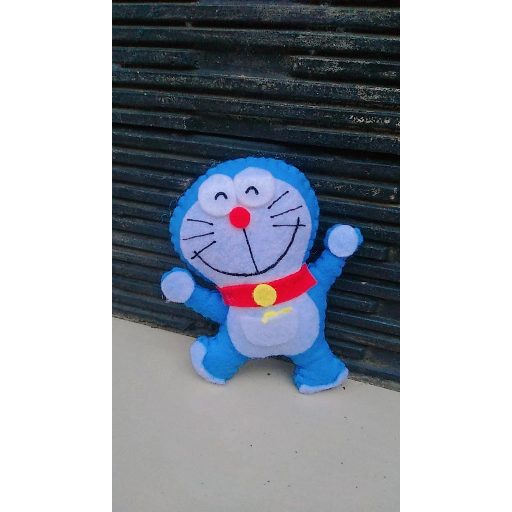Boneka Doraemon Lucu