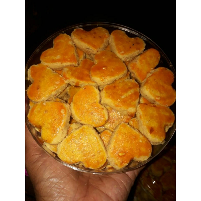

Kue Kacang