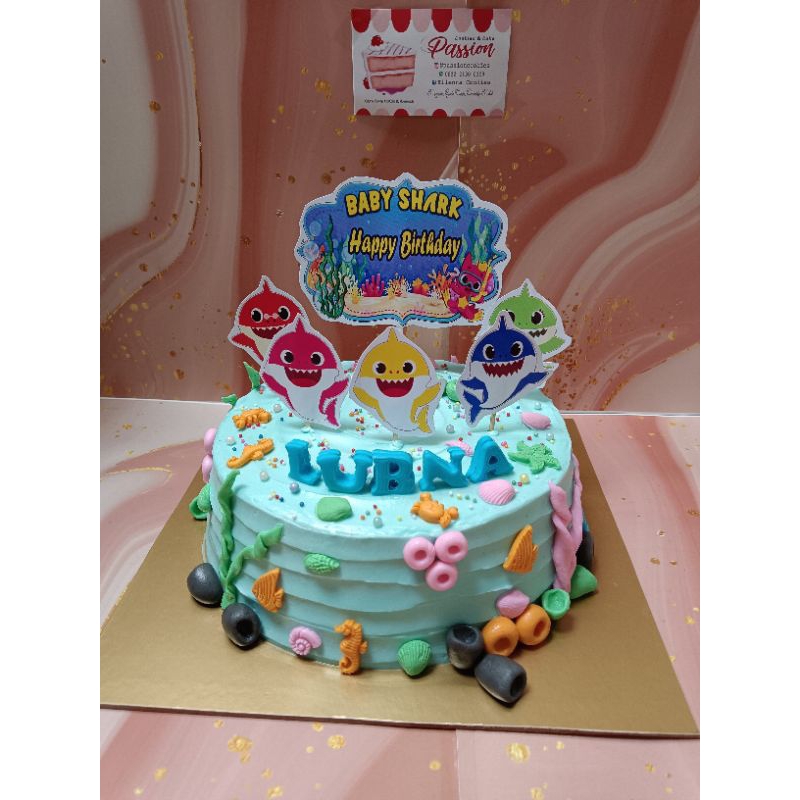 

Cake Ulang Tahun Topper Baby Shark