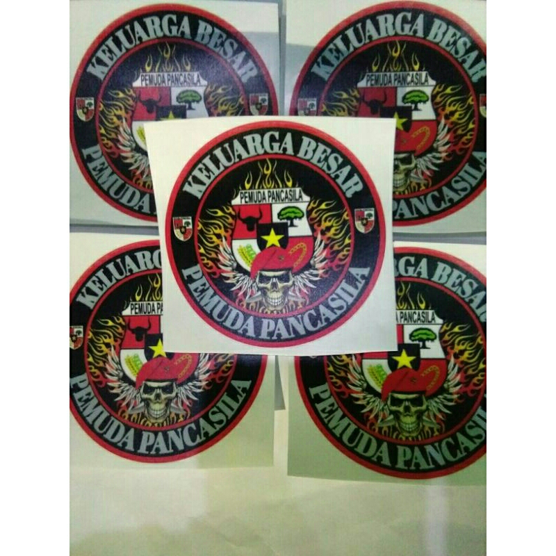 

(4PCS UKURAN 8X8CM)STIKER KELUARGA BESAR PEMUDA PANCASILA/STIKER ORMAS PEMUDA PAMCASILA