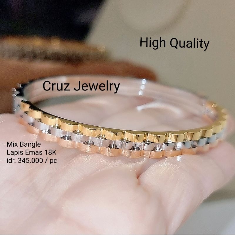 3Layer Roxe Bangle