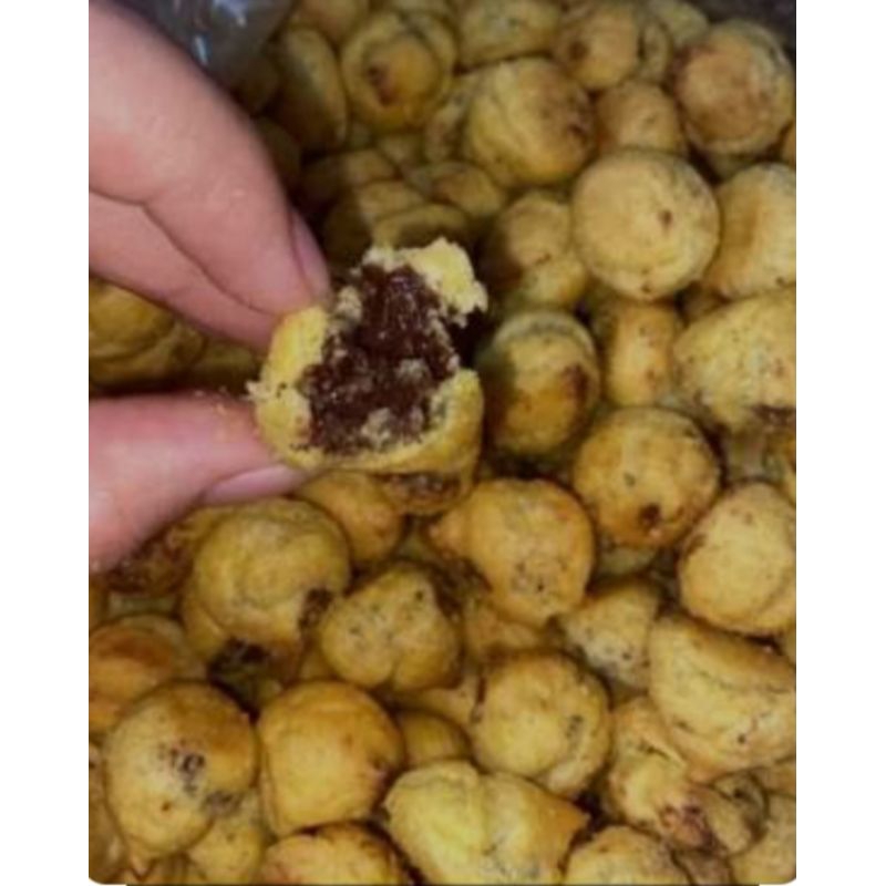 

soes coklat/2kg/isi coklat lumer