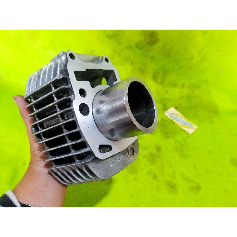 CYLINDER BLOK KARISMA SUPRA X 125 SUPRA X 125 HELM IN KPH KYZ BORING LUAR DIAMETER 58/62/65/69/72 - 