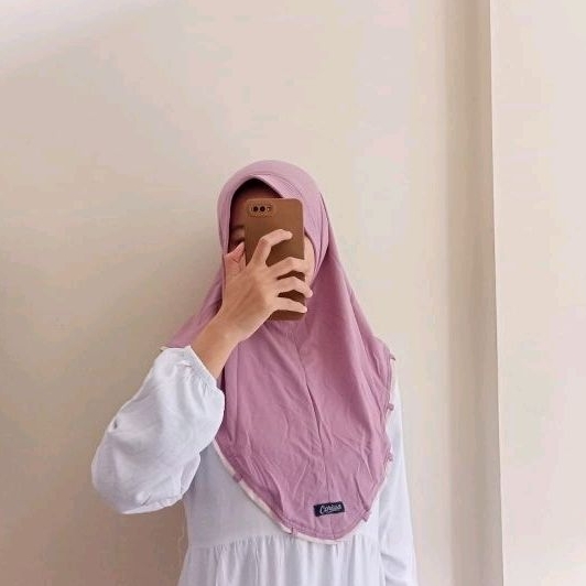 Carissa Hijab Anak Tanggung Remaja
