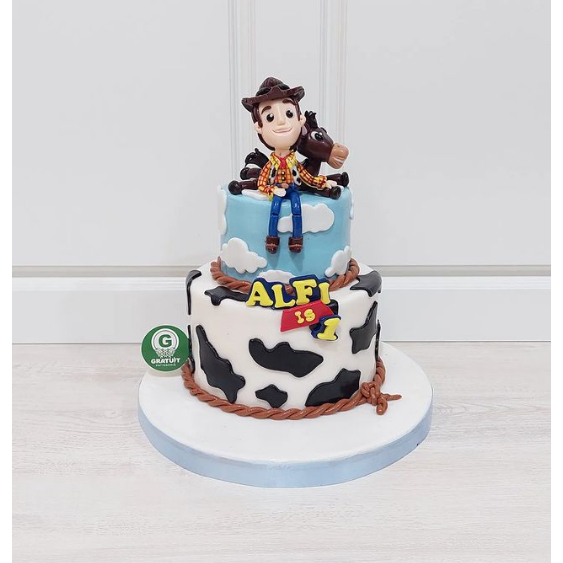 

CAK TEMA TOYS STORY UK 15+10CM / KUE ULANG TAHUN CUSTOME