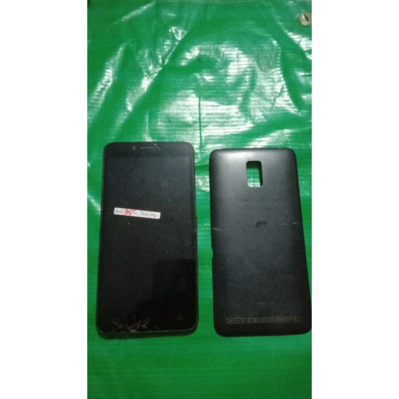 LCD +CASING BEKAS LENOVO A6600/A6600d40