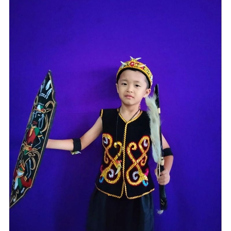 1 set baju dayak anak anak kecil cowok laki laki baju adat anak sekolah kostum dayak Kalimantan mala