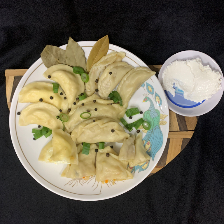 

Varenyky / Vareniki / Pierogi / Pangsit Isi