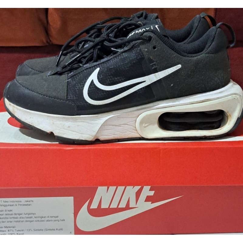 Preloved sepatu NIKE Original