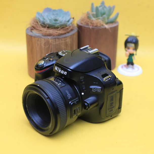 Nikon D5100 Lensa Fix YN 50mm f1.8 Kamera DSLR - Lensa Bokeh Vg - Garansi