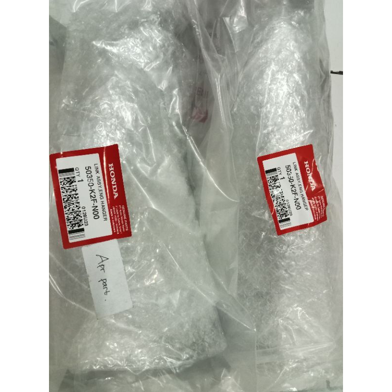 Link Assy Engine Hanger Engine Mounting Pegangan Mesin Lengan Ayun Scoopy K2F Beat Deluxe Beat Led S