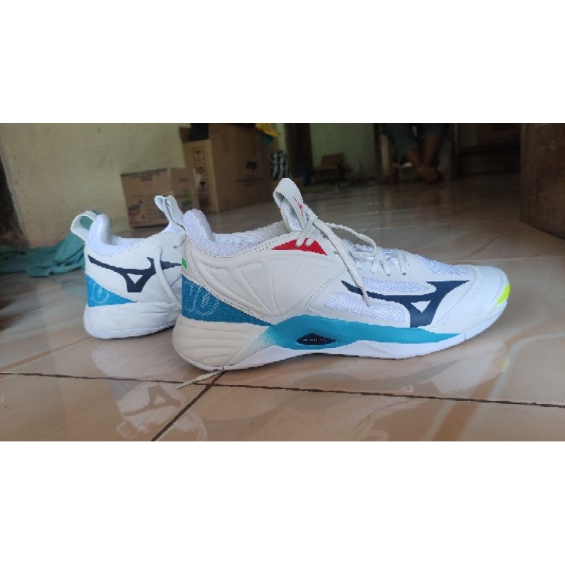 Sepatu mizuno wave momentum 2 Super Premium