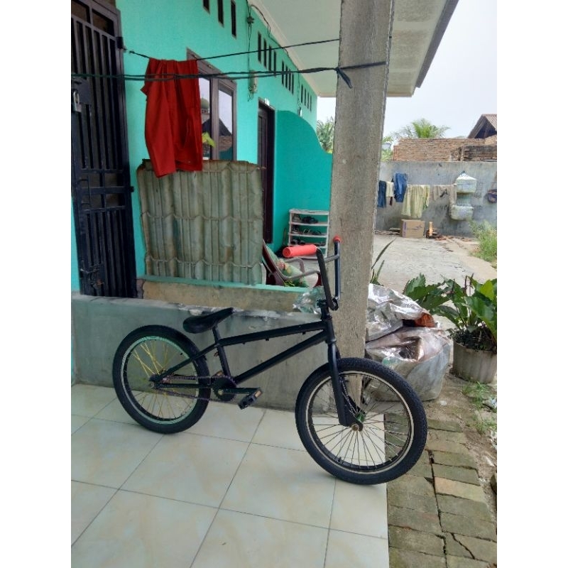 sepeda BMX street