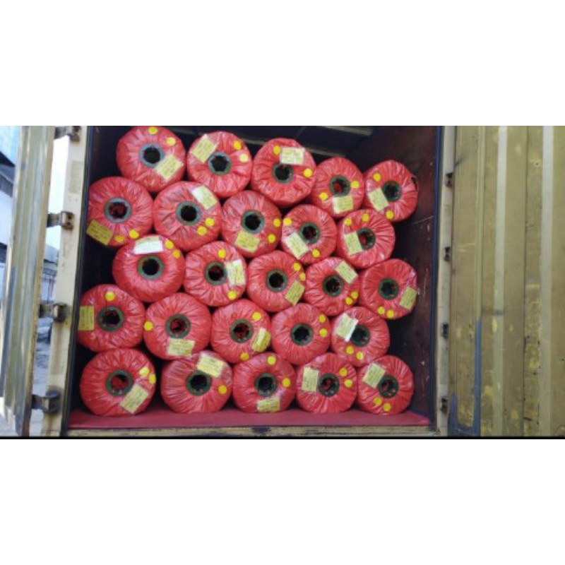 1 roll rumput sintetis type swiss//ketebalan 2,5 cm// lebar 2 meter x panjang 11 meter