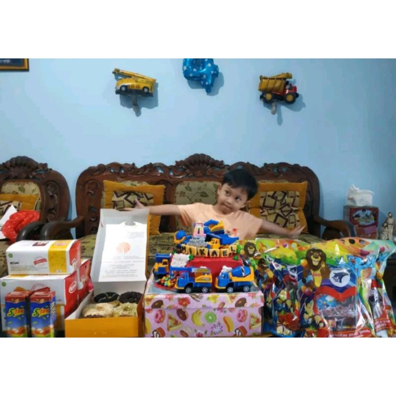 

Paket Ultah Termurah // Snack UlangTahun