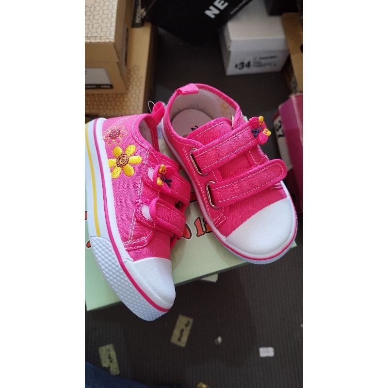 Sepatu anak perempuan Little M Fuschia