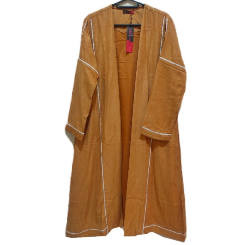 Long Outer by Malakai Basic