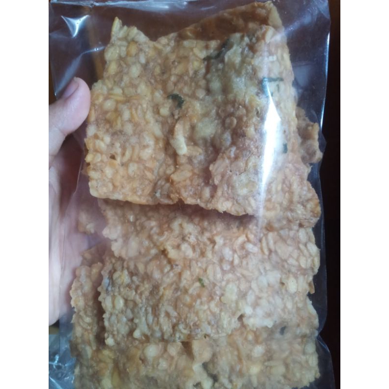 

KERIPIK TEMPE. ENAK, GURIH, MURAH, HIGIENIS.