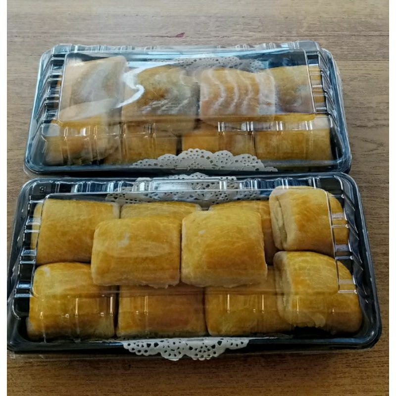 

Bolen pisang keju isi 10